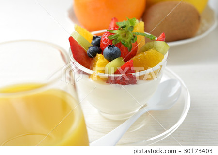 Fruit yogurt 30173403