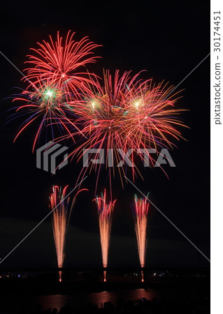 Itami fireworks display (Itami-shi, Hyogo prefecture) 30174451