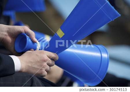Baseball cheering 30174513
