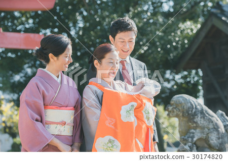 shrine visit, family, shrine 30174820