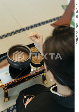 參觀墳墓 參觀墳墓 30182493