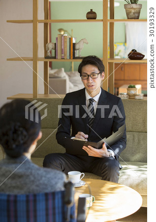 Renovation suggestion businessmen 30193329