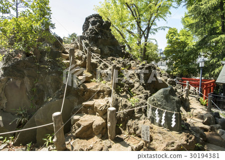 Hatonomori Hachiman Shrine in Sendagaya, Shibuya-ku, Tokyo 30194381