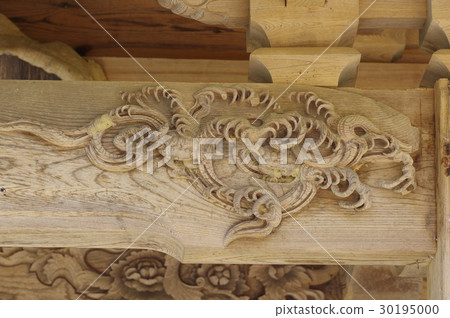 Sculpture of Shinshu Osaka village cultural property Okayado Building village designated cultural property in the Edo period Sculpture of Shinshu Osaka village cultural property Okayado Building village designated cultural property in the Edo period 30195000