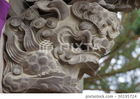 Shinshu Azumino Toyoshira Sculpture of the Suwa Osumi Shibushi Sakami and the local artist Asakawa Toyohachi Sculpture Nagano Prefecture Treasure 30195724