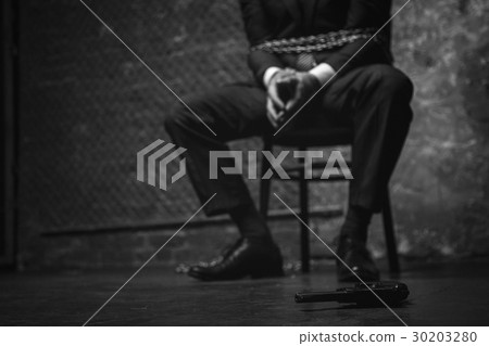 Smart kidnapped guy planning to escape 30203280