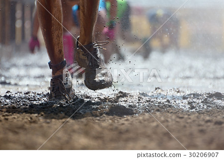 Mud race runners 30206907