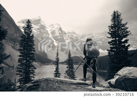 Moraine Lake 30210718