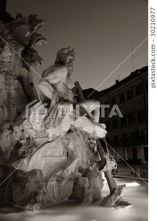 Piazza Navona 30210977