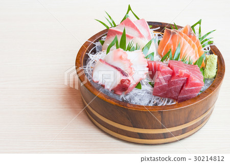 Sashimi 30214812