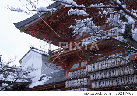 Snow Yasaka Shrine, Kyoto, Japan Snow Yasaka Shrine, Kyoto, Japan 30217465