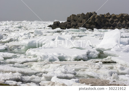 Drift ice in Hokkaido 30221912