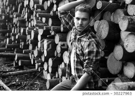 Black and white photo of a man 30227963