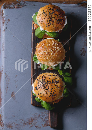 Homemade mini burgers with pulled chicken Homemade mini burgers with pulled chicken 30228372