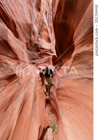 Slot canyon 30234448