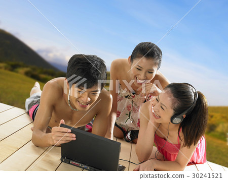 Leisusre & Travel 30241521