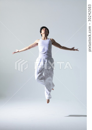 Body Lauguage 30242083