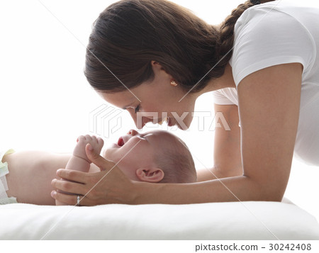 Mother & Baby Mother & Baby 30242408