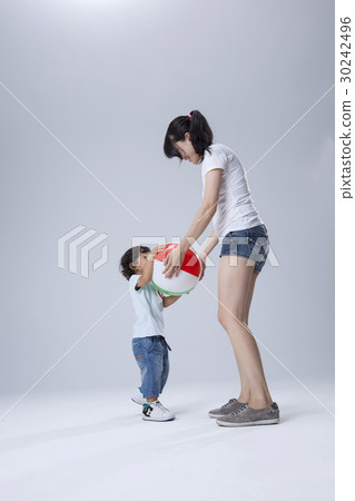 Happy Family 30242496