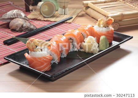 sushi roll sushi roll 30247113