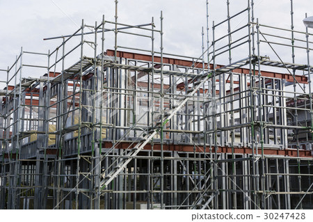 輕型鋼框架房屋的施工 30247428