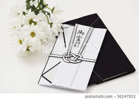 參觀墳墓 30247852