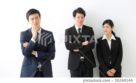 一個年輕的商業人士 30249144