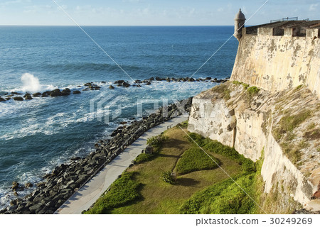 View of the coastline and Fort El Morro, San Juan 30249269