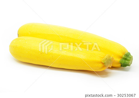 Two ripe yellow courgettes Two ripe yellow courgettes 30253067