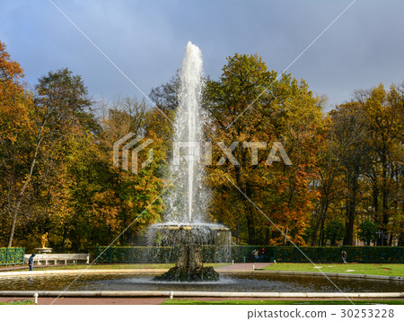 Landscape of Peterhof in St Petersburg, Russia Landscape of Peterhof in St Petersburg, Russia 30253228