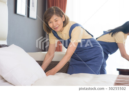 Hotel room staff woman 30255502