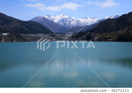 一個湖 一個湖 30272213