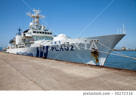 Helicopter loaded large patrol boat moored on the Hakodate port Yorian Pier "Tsuru" 30272316
