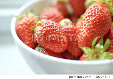 Strawberries in a white bowl 30274187