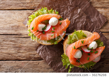 Sandwiches with salted salmon, mozzarella, frisee 30276208
