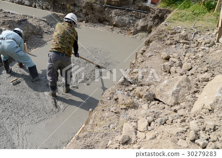 Throwing concrete casting Throwing concrete casting 30279283