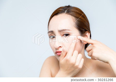 女性粉碎痤瘡 女性粉碎痤瘡 30281266