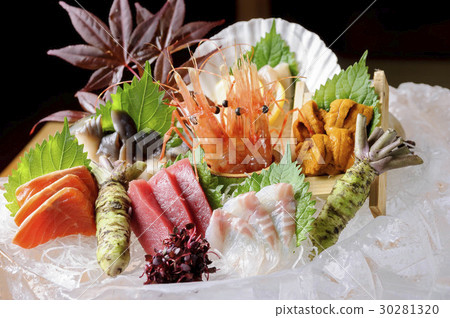 Assorted sashimi 30281320