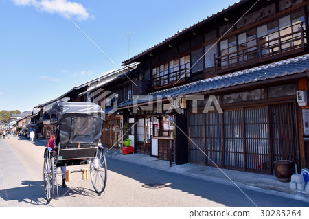 The streets of Inuyama castle town The streets of Inuyama castle town 30283264