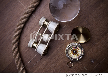 Golden Compass, navigation equipment 30287738