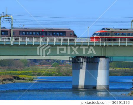 小田急線多摩川 30291353