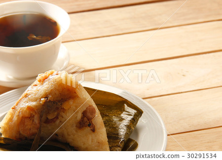 Asian Chinese rice dumplings or zongzi 30291534