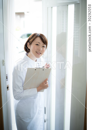 家庭醫療女醫生 家庭醫療女醫生 30292058