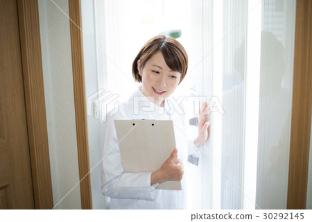 家庭醫療女醫生 30292145