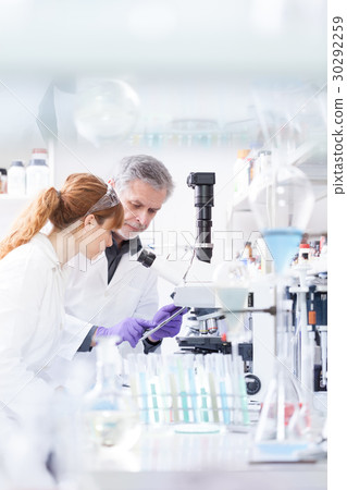 Health care researchers working in scientific 30292259