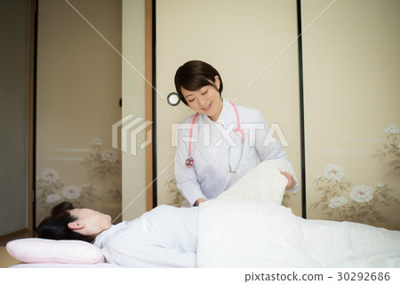 家庭醫療女醫生 家庭醫療女醫生 30292686