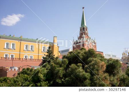 Troitskaya Tower 30297146