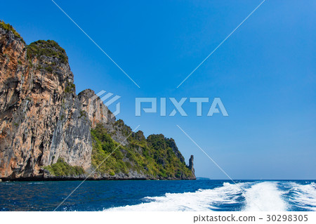 Islands in Andaman Sea Islands in Andaman Sea 30298305