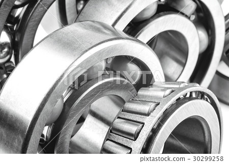 Bearings with shallow depth of field 30299258