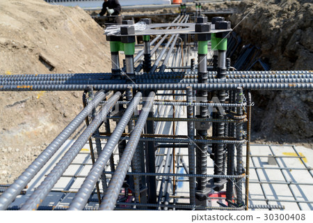 Reinforcing bar of underground beam 30300408